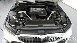 BMW 5-Series 520i M Sport 2024 года из Южной Кореи