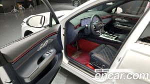 Genesis GV70 2.5T Бензин AWD 2025 года из Южной Кореи