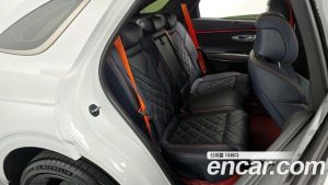 Genesis GV70 2.5T Бензин AWD 2025 года из Южной Кореи