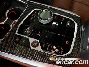 BMW X7 xDrive 40i M Sport 6 2025 года из Южной Кореи