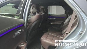 Genesis GV70 2.5T Бензин 2WD 2025 года из Южной Кореи