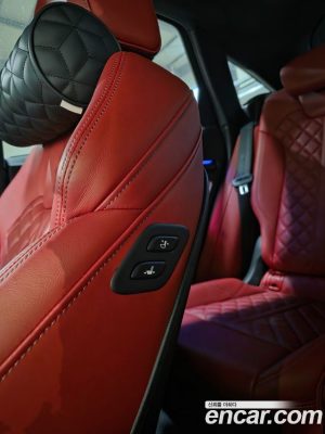 Audi SQ5 3.0 TFSI 4WD Sportback 2023 года из Южной Кореи