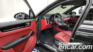 Porsche Cayenne 3.0 Coupe 2023 года из Южной Кореи