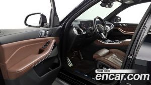 BMW X5 xDrive 40i M Sport 2024 года из Южной Кореи