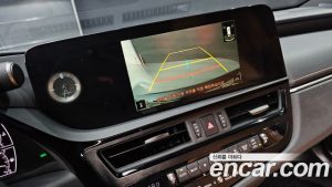 Lexus ES Luxury Plus 2023 года из Южной Кореи