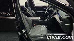Mercedes-Benz C-Class C300 4MATIC Avantgarde 2024 года из Южной Кореи