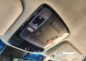 Hyundai Staria 4WD Lounge 9-Seater 2024 года из Южной Кореи
