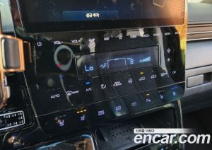 Hyundai Staria 4WD Lounge 9-Seater 2024 года из Южной Кореи