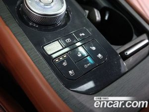 Kia K8 Signature 2025 года из Южной Кореи