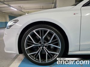 Audi A7 55 TFSI 4WD Premium 2025 года из Южной Кореи