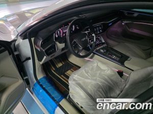 Audi A7 55 TFSI 4WD Premium 2025 года из Южной Кореи