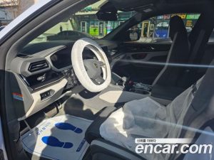 Lamborghini Urus 4.0 V8 SE 2026 года из Южной Кореи