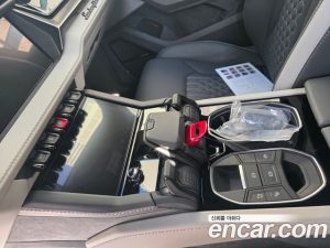 Lamborghini Urus 4.0 V8 SE 2026 года из Южной Кореи