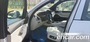 BMW X7 xDrive 40i M Sport 7-Seater 2025 года из Южной Кореи