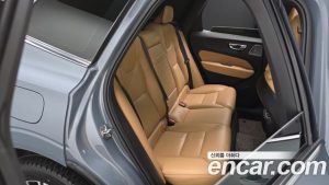 Volvo XC60 B5 Inscription 2022 года из Южной Кореи