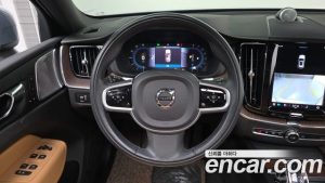 Volvo XC60 B5 Inscription 2022 года из Южной Кореи