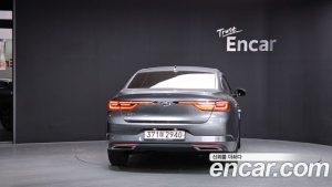Renault-KoreaSamsung SM6 2.0 LPe LE 2023 года из Южной Кореи