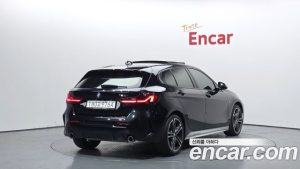 BMW 1-Series 120i M Sport 2023 года из Южной Кореи