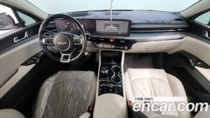 Kia K5 Signature 2024 года из Южной Кореи