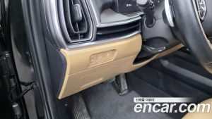 Kia Sorento Бензин 2.5T 2WD 2024 года из Южной Кореи