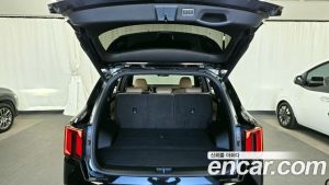 Kia Sorento Бензин 2.5T 2WD 2024 года из Южной Кореи