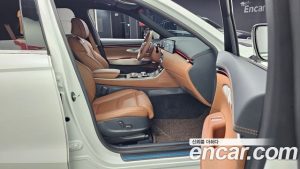 Genesis GV70 2.5T Бензин 2WD 2025 года из Южной Кореи