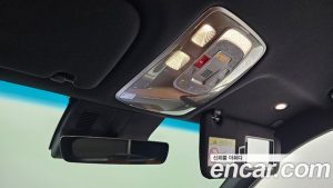 Genesis GV70 2.5T Бензин 2WD 2025 года из Южной Кореи