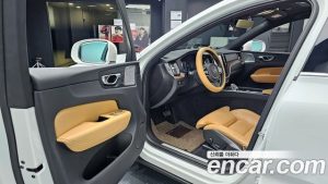 Volvo XC60 B5 Inscription 2022 года из Южной Кореи