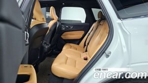 Volvo XC60 B5 Inscription 2022 года из Южной Кореи