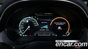 Genesis GV70 2.5T Бензин 2WD 2024 года из Южной Кореи