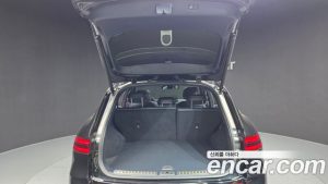Genesis GV70 2.5T Бензин 2WD 2024 года из Южной Кореи