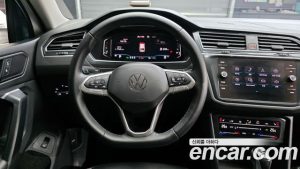 Volkswagen Tiguan 2.0 TDI Premium 2023 года из Южной Кореи