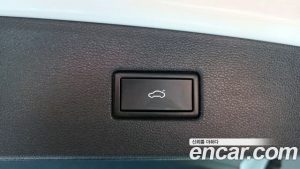 Volkswagen Tiguan 2.0 TDI Premium 2023 года из Южной Кореи