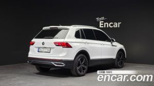 Volkswagen Tiguan 2.0 TDI Premium 2023 года из Южной Кореи