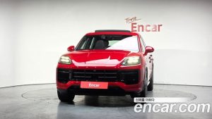 Porsche Cayenne 4.0 GTS 2025 года из Южной Кореи