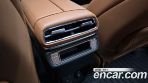 Genesis GV80 2.5T Бензин 2WD 2025 года из Южной Кореи