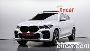 BMW X6 xDrive40i M Sport 2023 года из Южной Кореи
