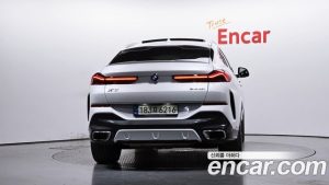 BMW X6 xDrive40i M Sport 2023 года из Южной Кореи