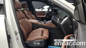 BMW X6 xDrive40i M Sport 2023 года из Южной Кореи