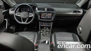 Volkswagen Tiguan 2.0 TSI Prestige 2023 года из Южной Кореи