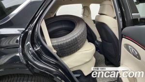 Genesis GV70 2.5T Бензин 2WD 2025 года из Южной Кореи