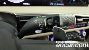 Genesis GV70 2.5T Бензин 2WD 2025 года из Южной Кореи