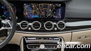Mercedes-Benz E-Class E450 4MATIC Exclusive 2023 года из Южной Кореи