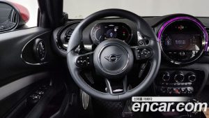 Mini Clubman JCW 2023 года из Южной Кореи