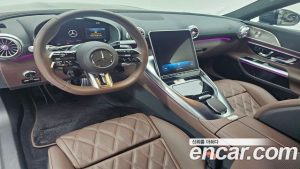 Mercedes-Benz SL-Class AMG SL63 4MATIC+ 2024 года из Южной Кореи