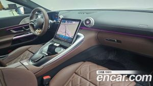 Mercedes-Benz SL-Class AMG SL63 4MATIC+ 2024 года из Южной Кореи