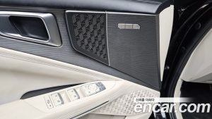 Kia K8 Signature 2025 года из Южной Кореи