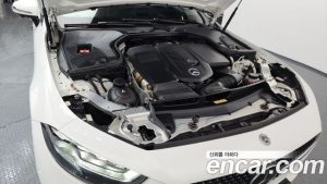 Mercedes-Benz CLS-Class CLS300d 4MATIC 2023 года из Южной Кореи
