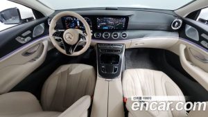 Mercedes-Benz CLS-Class CLS300d 4MATIC 2023 года из Южной Кореи