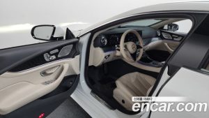 Mercedes-Benz CLS-Class CLS300d 4MATIC 2023 года из Южной Кореи